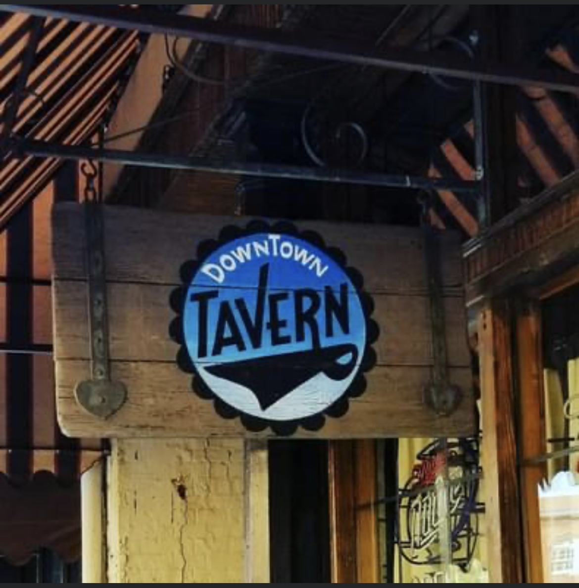 Downtown Tavern